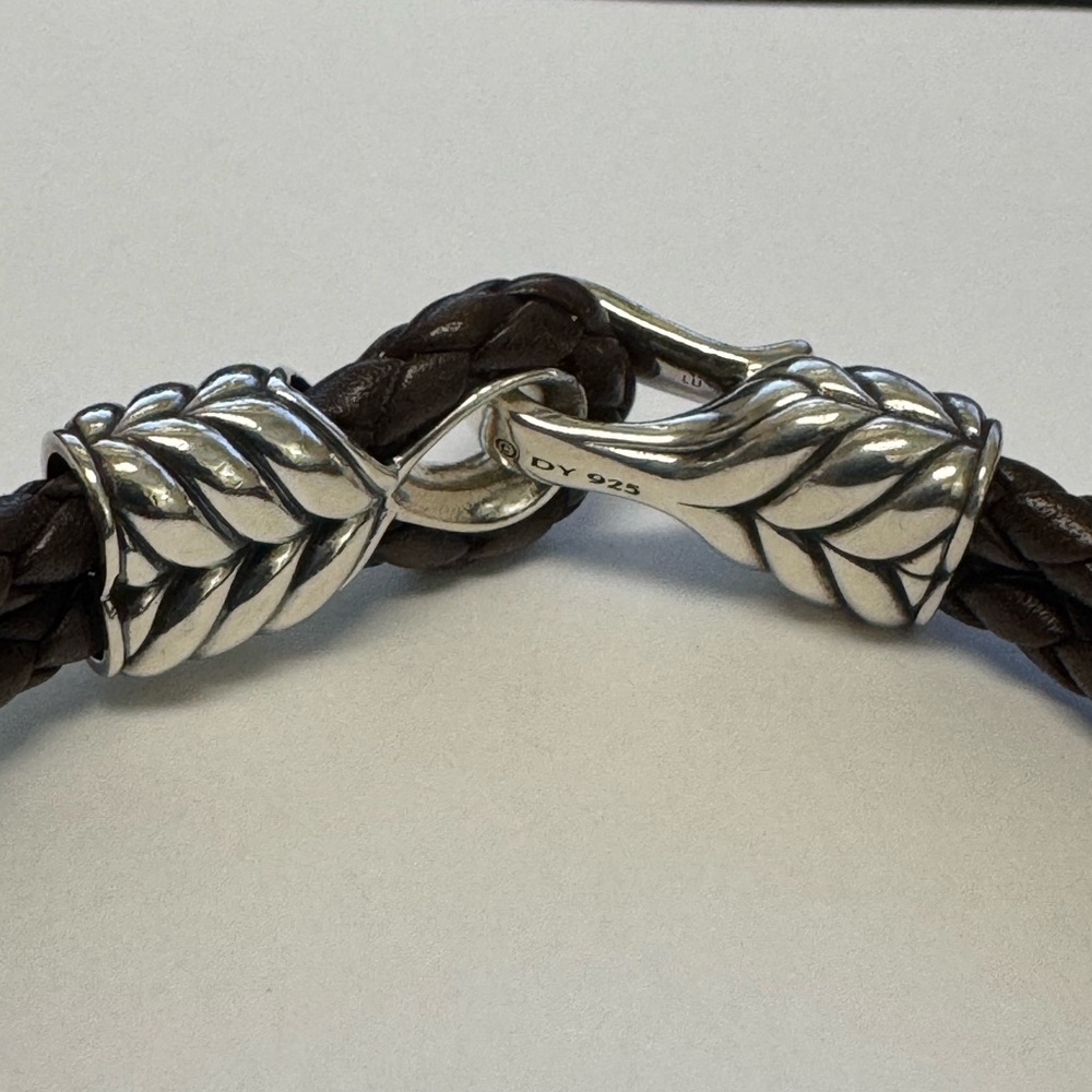 DAVID YURMAN BROWN LEATHER BRACELET W/STERLING SILVER CLASP - Picture 3 of 6